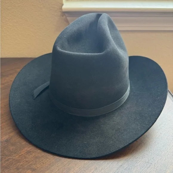 Beaver Hat Brand 7xxxxxxx